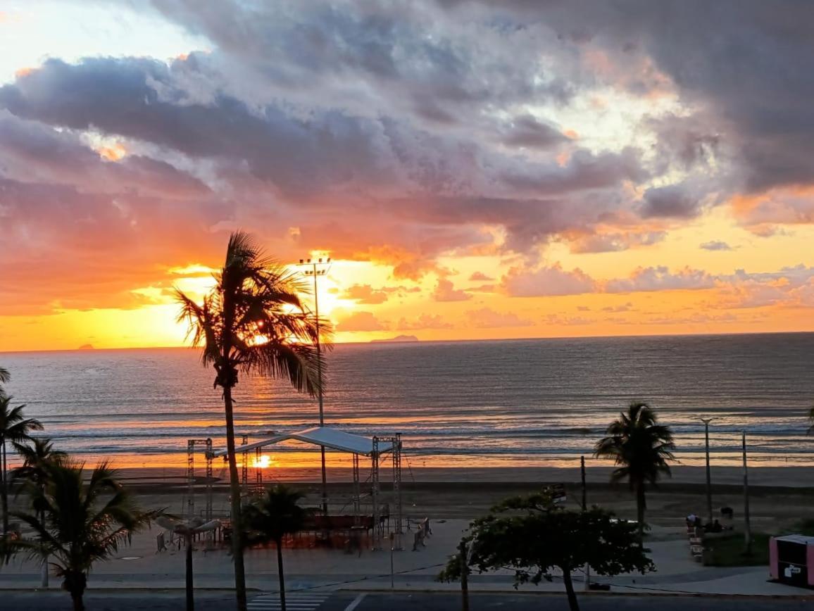 Apto Em Frente Ao Mar - Predio Redondo Peruíbe Szoba fotó